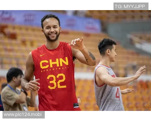 李凯尔灰熊首秀惊艳，高效砍下11分6篮板全能数据